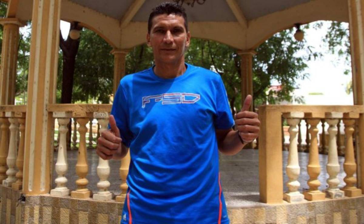 TOP: Grandes futbolistas hondureños que se retiraron en modestos equipos