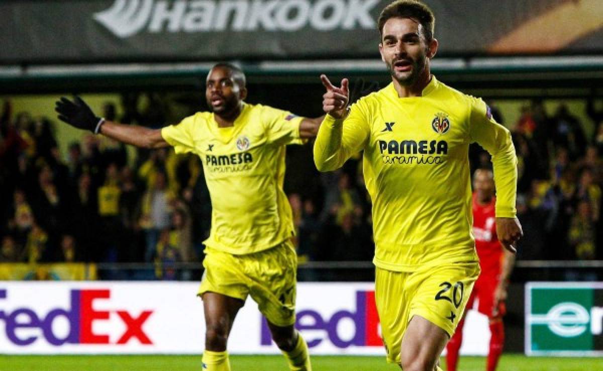 Villarreal toma ventaja ante el Liverpool con gol de Adrián en el descuento