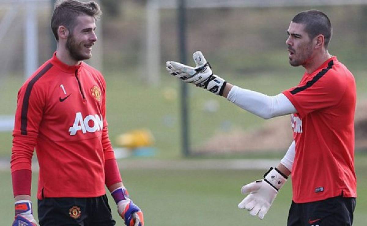 El Manchester United inscribe a De Gea y Valdés en la lista de la Premier