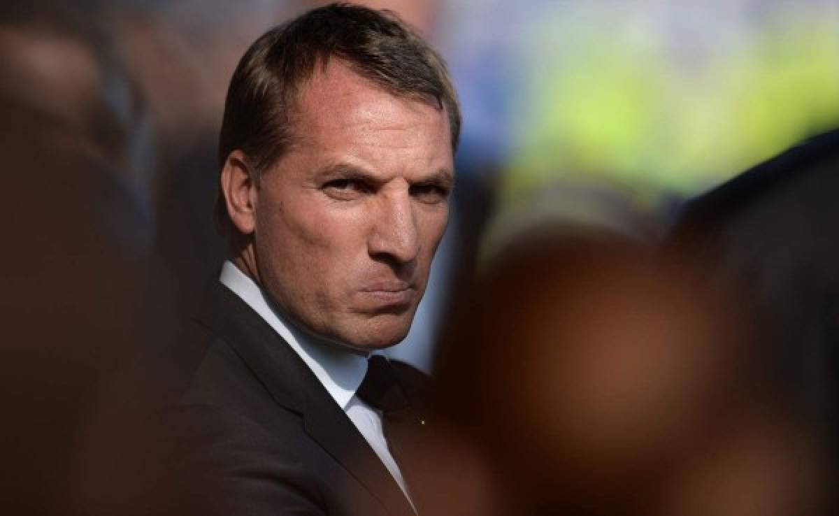 Liverpool anuncia la salida de su entrenador Brendan Rodgers