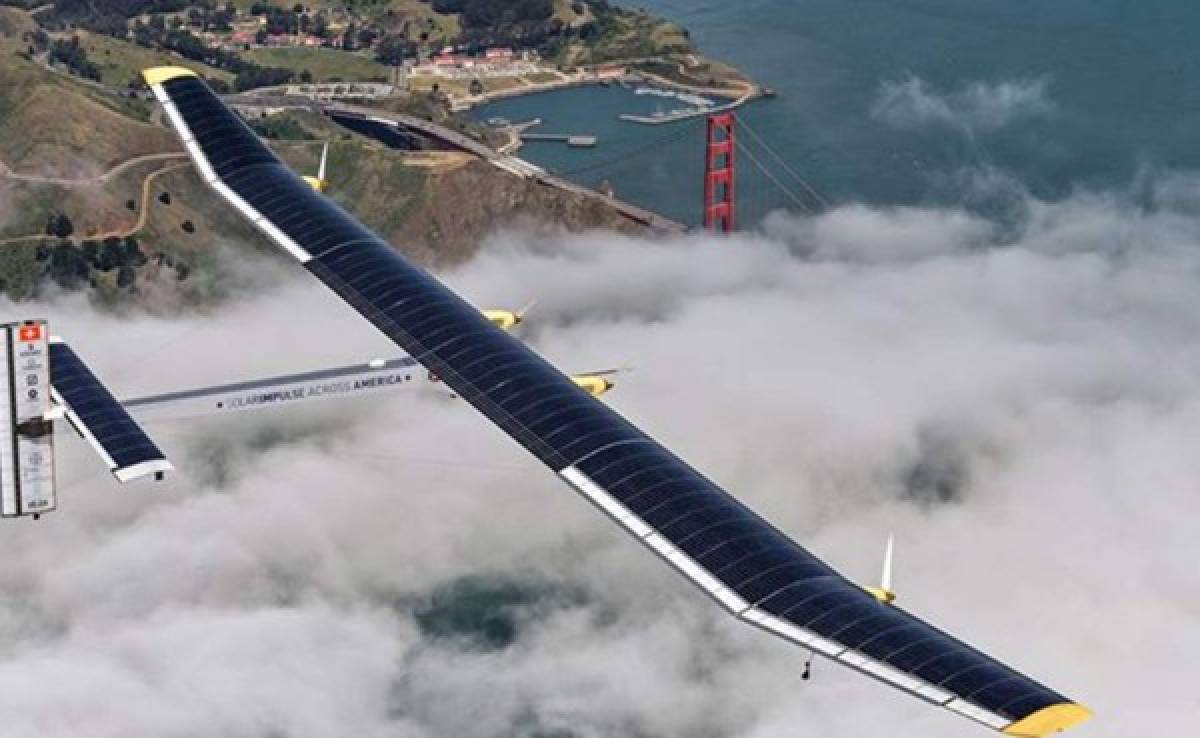 Avión solar Impulse 2 casi listo para dar la vuelta al mundo