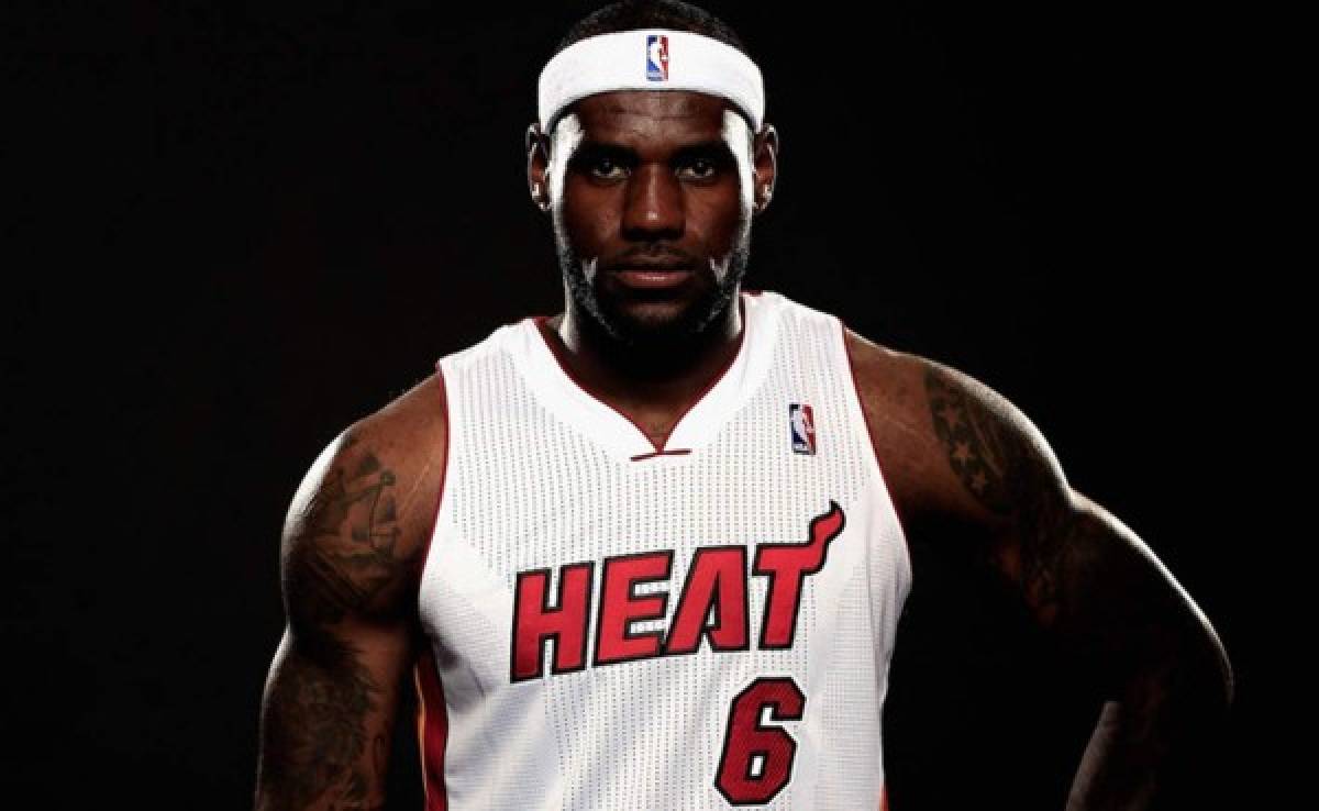 LeBron James deja Miami Heat y vuelve a los Cavaliers