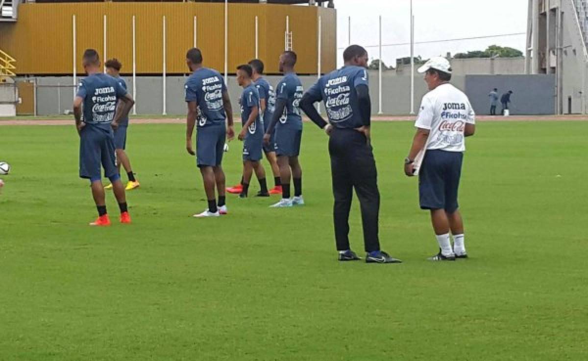 'Buba' López se estrenará con Honduras, Pinto ya tiene su 11