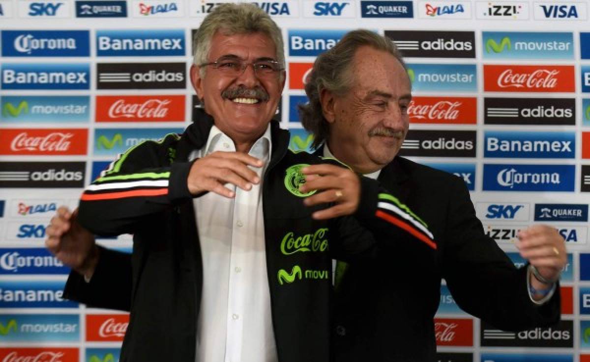 México presenta al 'Tuca' Ferretti como técnico interino