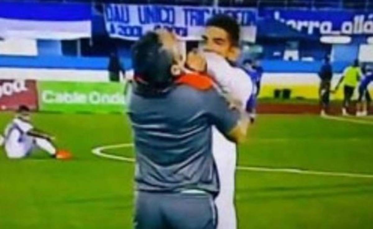 VIDEO: Futbolista panameño agrede a su propio técnico