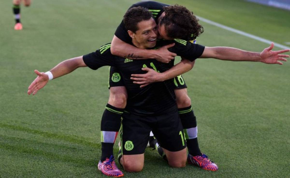 México derrotó 1-0 a Ecuador con gol del 'Chicharito'