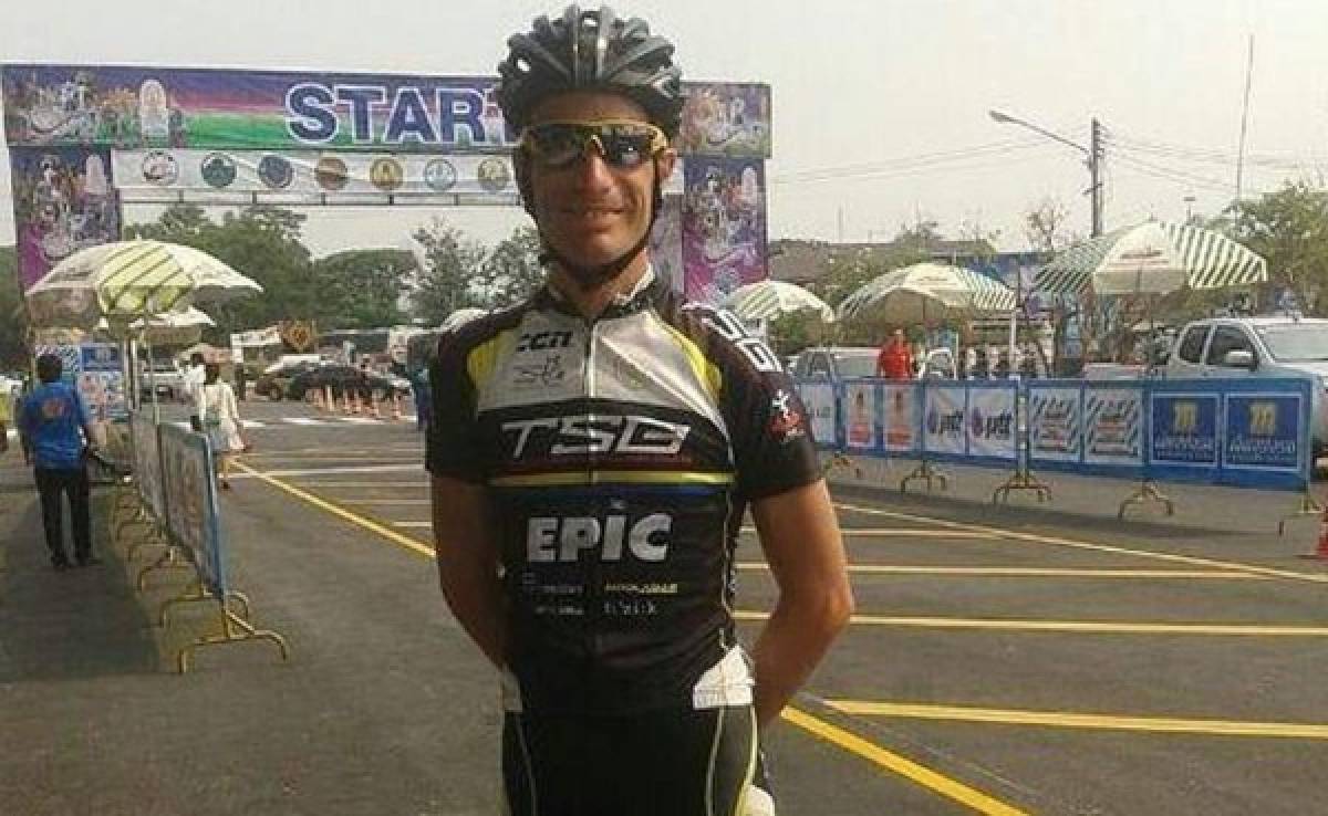 Ciclista salvó su vida en dos ocasiones en vuelos de Malaysia Airlines