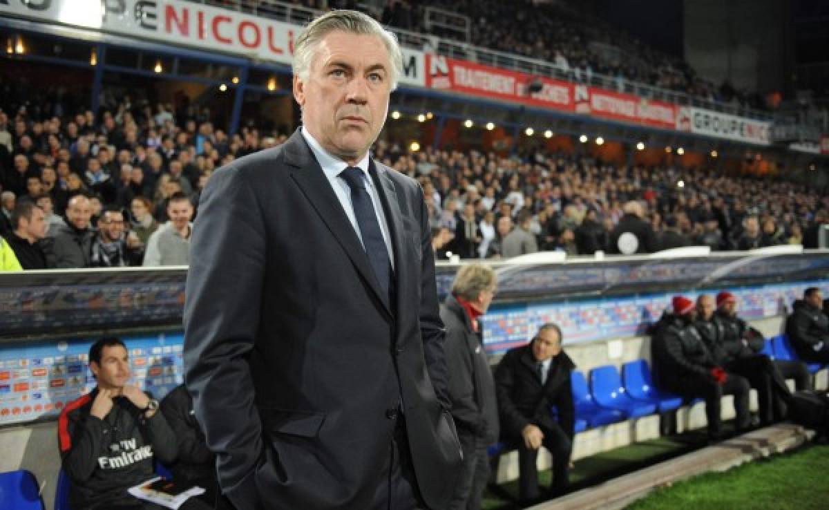 Ancelotti no entiende la marcha de Benítez y respalda la llegada de Zidane