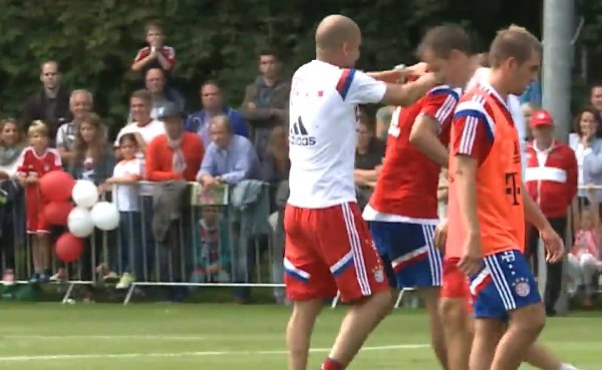 VIDEO: El enfado de Pep Guardiola con Pizarro y Müller