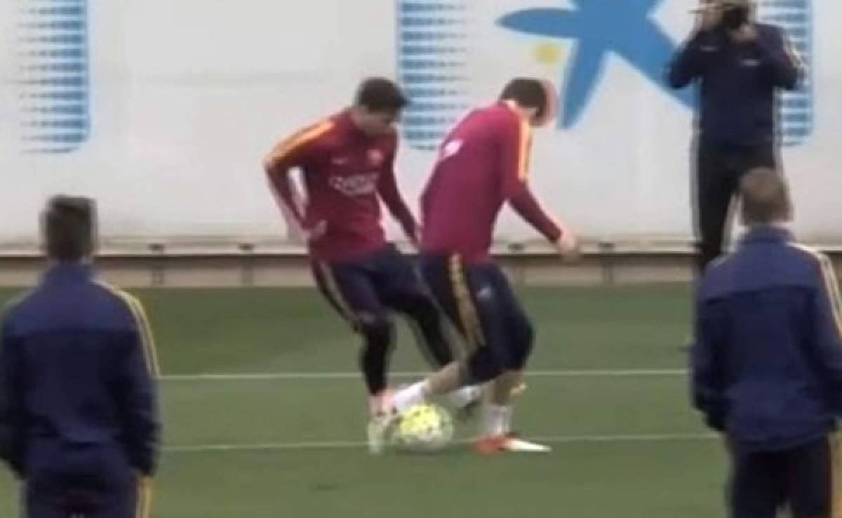 VIDEO: Messi humilla a Piqué con una 'cocina' y es ovacionado por sus compañeros