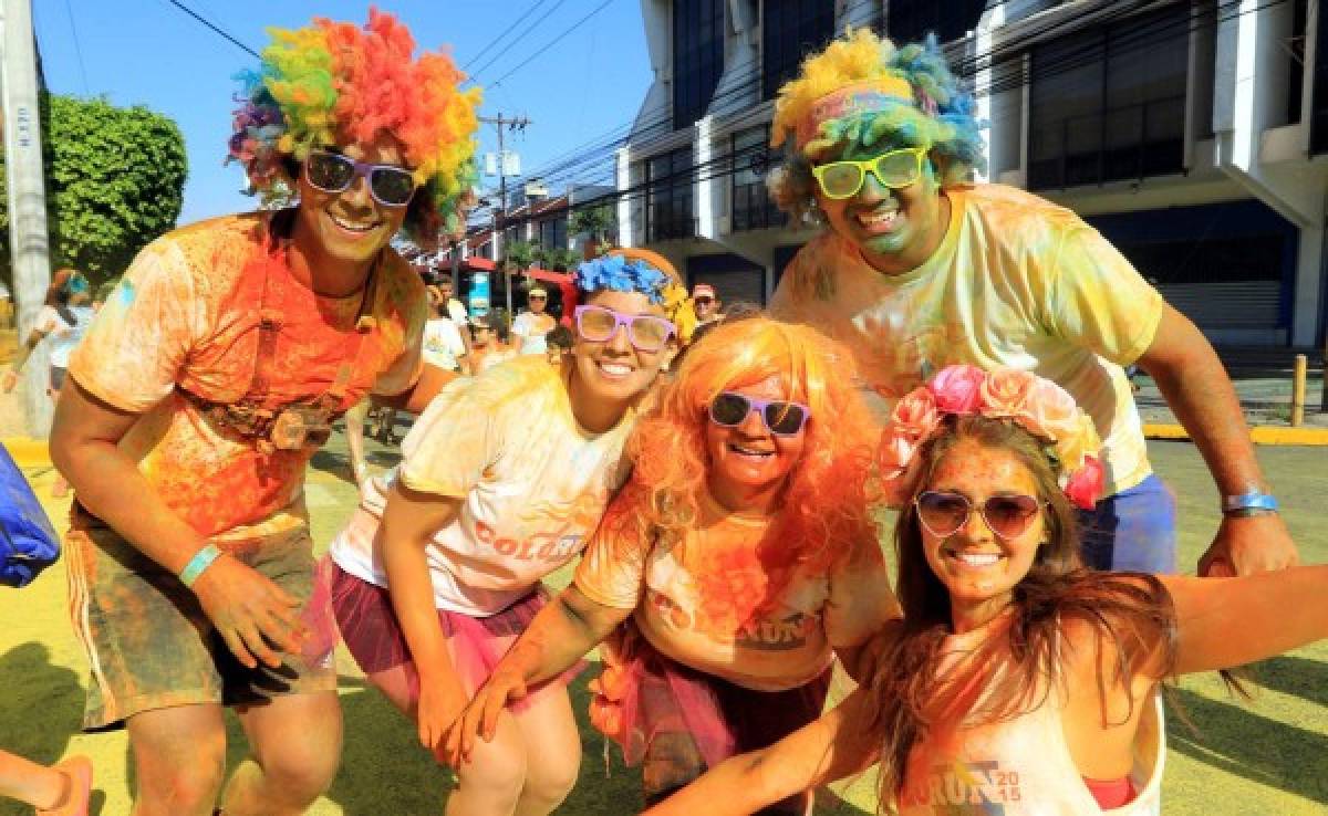Tegucigalpa se pintó de colores con el Colorun 2015
