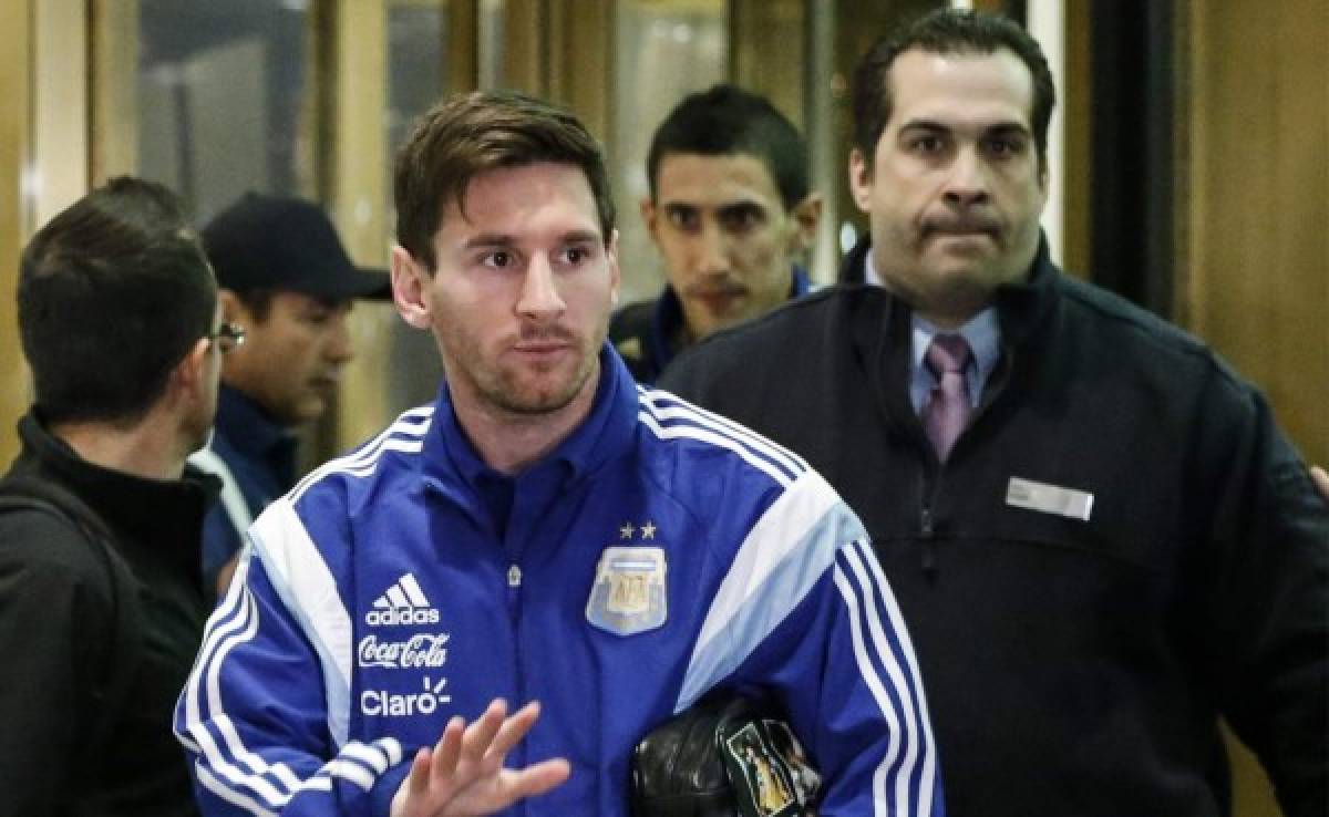 'Tata' Martino pide disculpas por ausencia de Messi en gira de Argentina