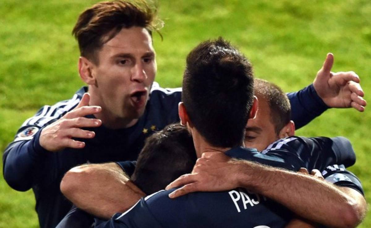 Argentina gana el clásico del Río de la Plata a Uruguay por Copa América