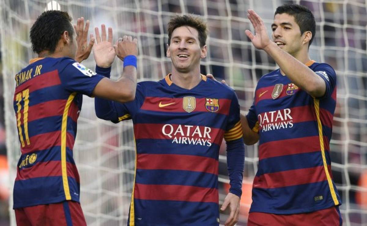 Messi anota un triplete a las puertas de la gala del Balón de Oro