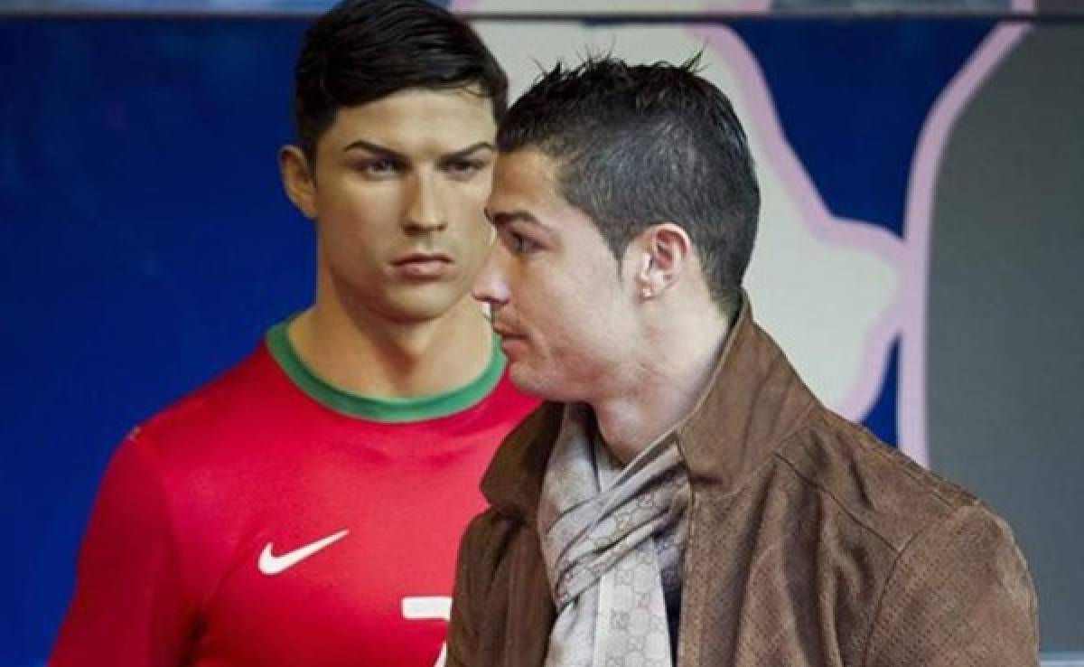 Cristiano Ronaldo se compra una estatua de cera de sí mismo