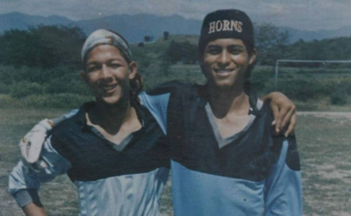 Del baúl de los recuerdos: Las inéditas fotos de 'Buba' López como delantero y otras figuras cuando eran reservistas