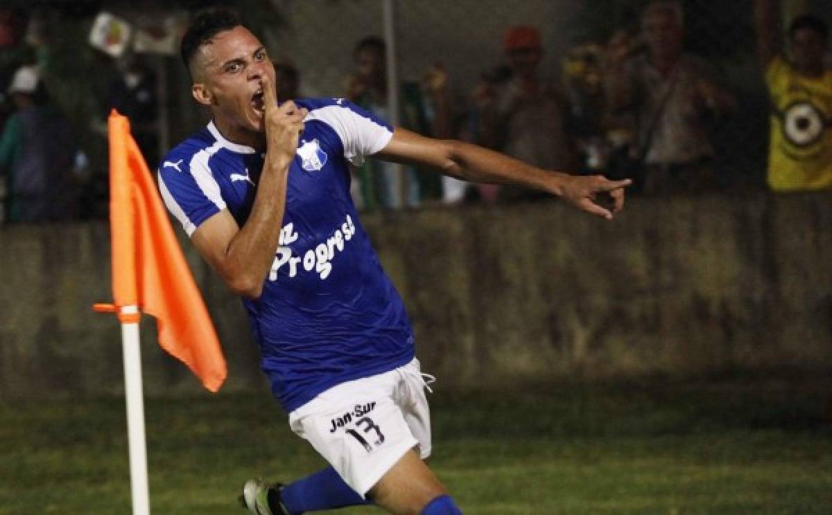 Futbolistas hondureños que ya merecen una oportunidad en el extranjero