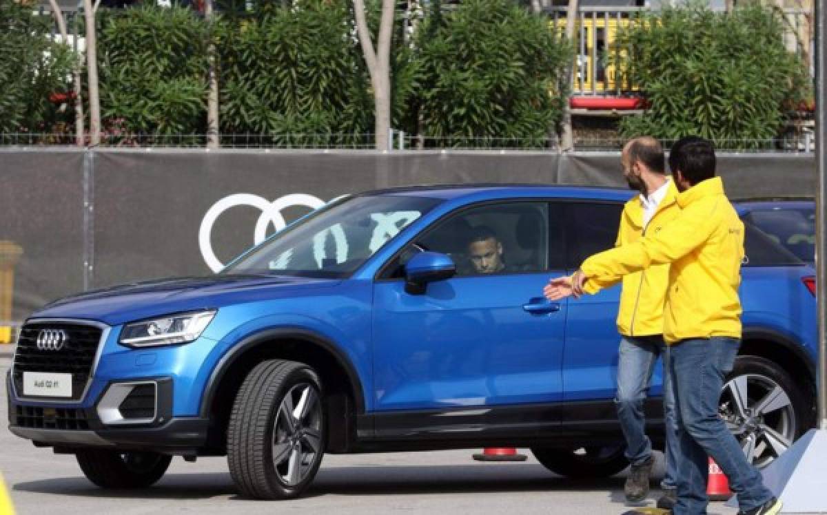 Los espectaculares autos de lujo que regalaron a jugadores del Barcelona