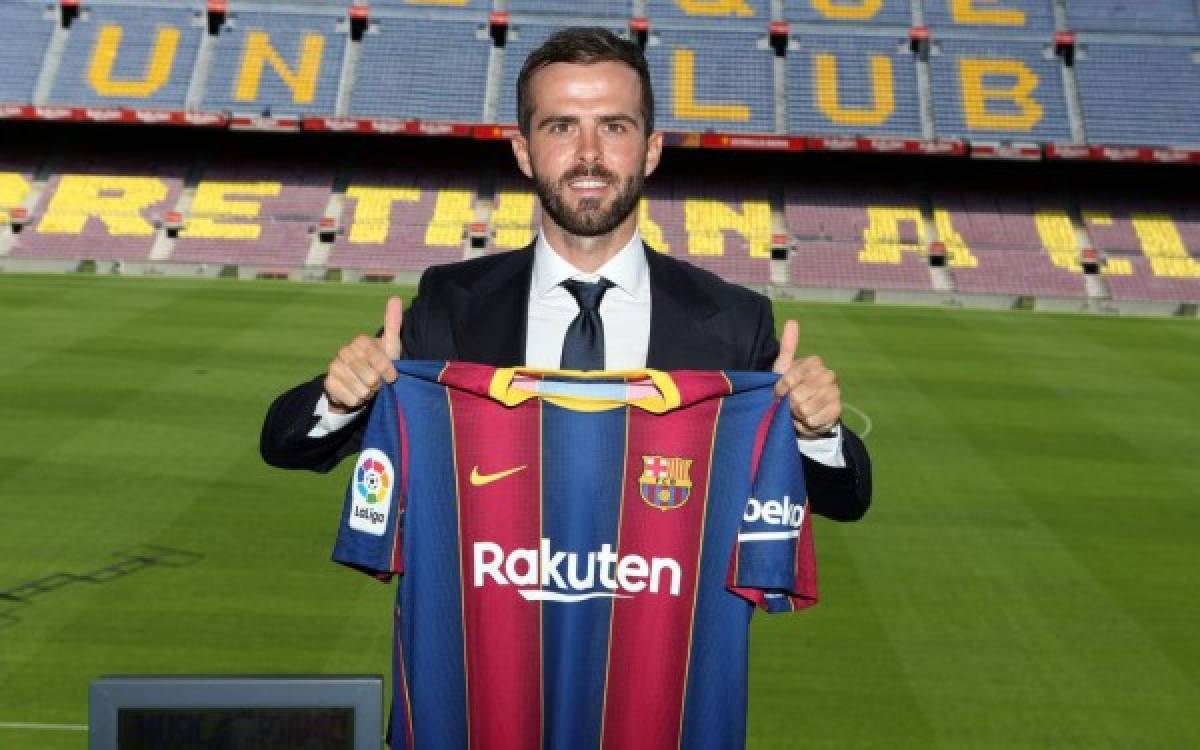 Así fue la presentación de lujo de Pjanic con el Barcelona; le regalaron un auto de lujo