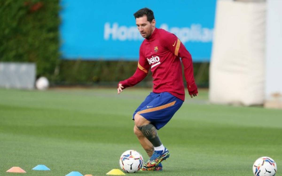 La 'soledad' de Messi: así fue captado en su segundo entrenamiento con el Barcelona