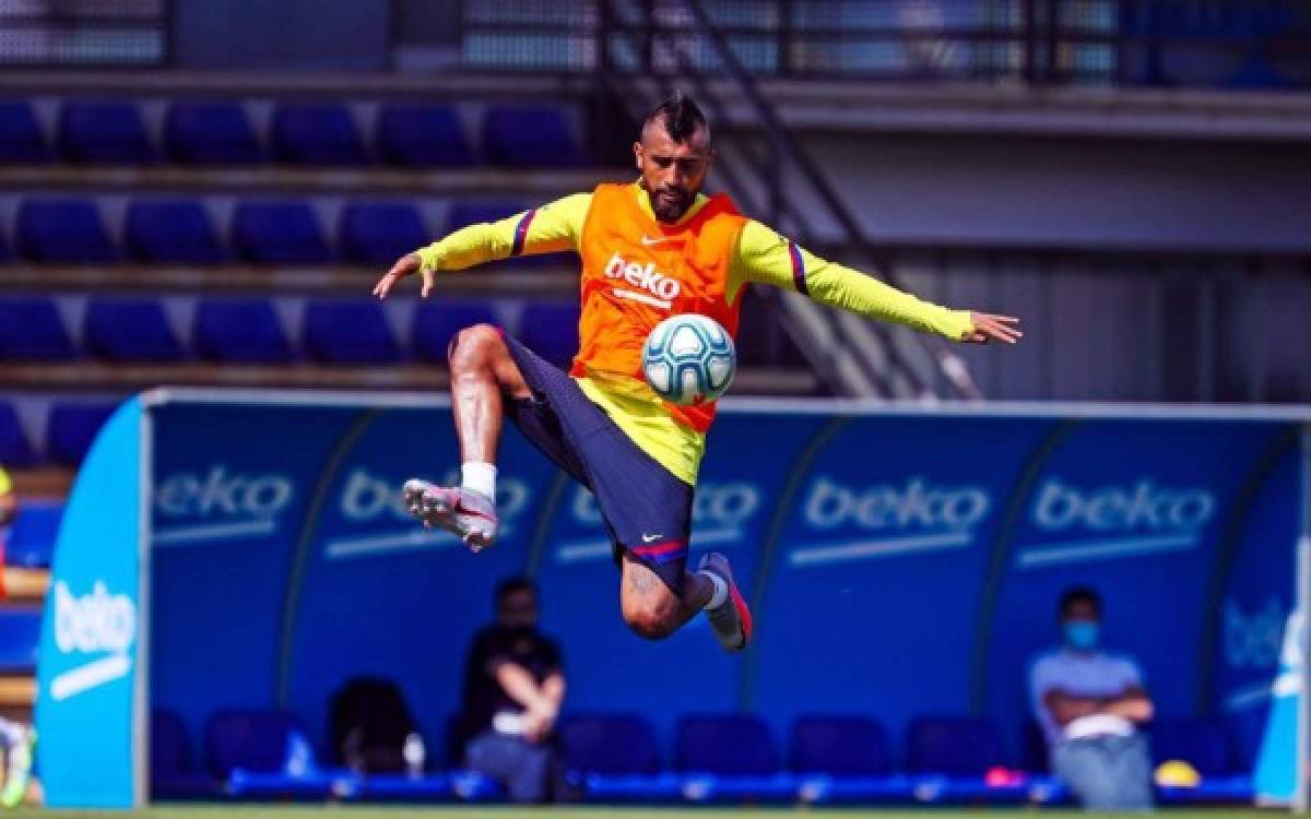 Messi se entrena en el Camp Nou, Suárez puede volver a jugar
