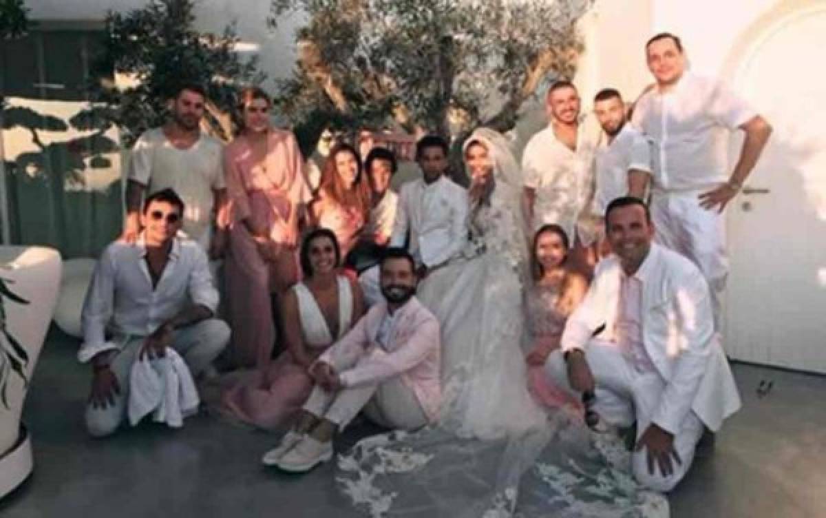 ¡Vaya sorpresa! Así fue la boda secreta de Dani Alves y Joana Sanz en Ibiza