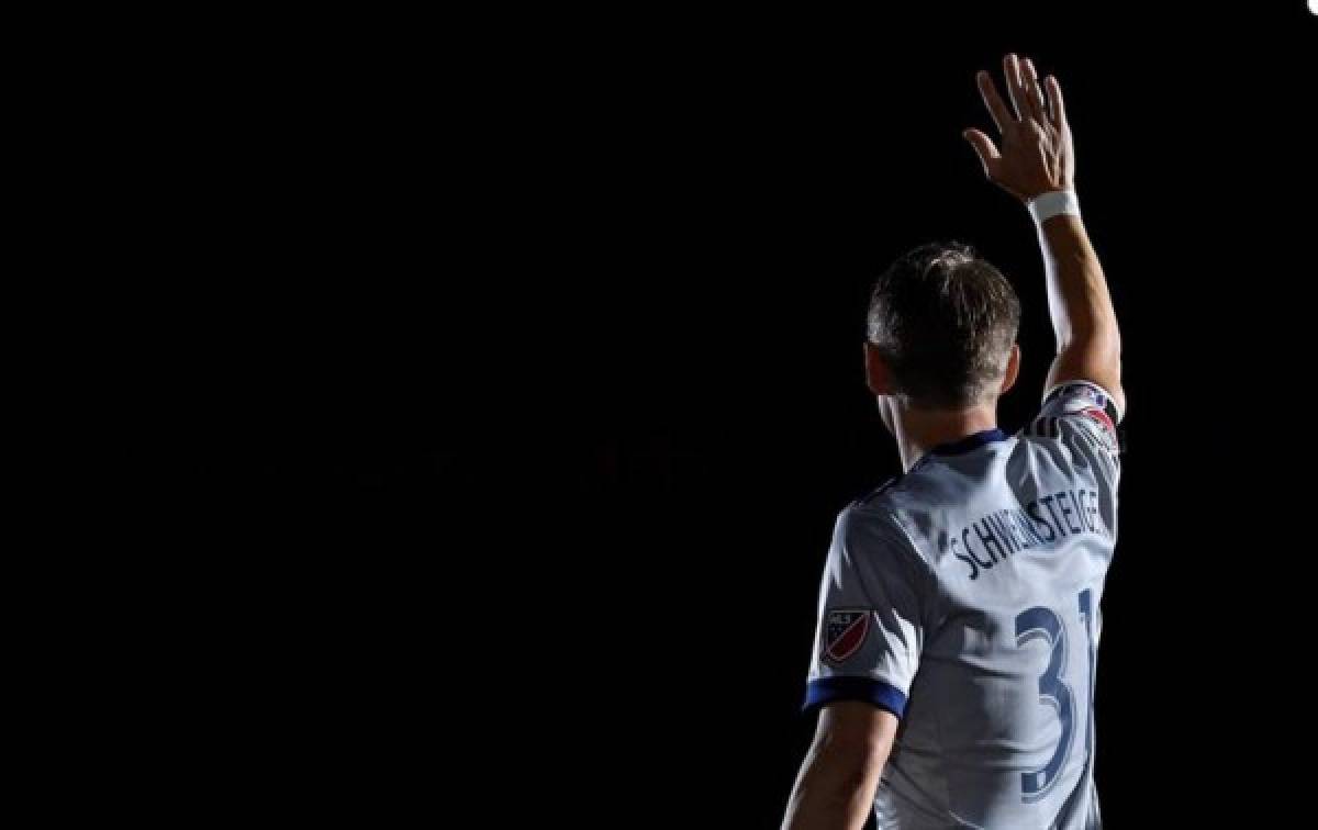 ¡ETERNO! La emotiva despedida del Bayern Munich a Bastian Schweinsteiger en el Allianz Arena