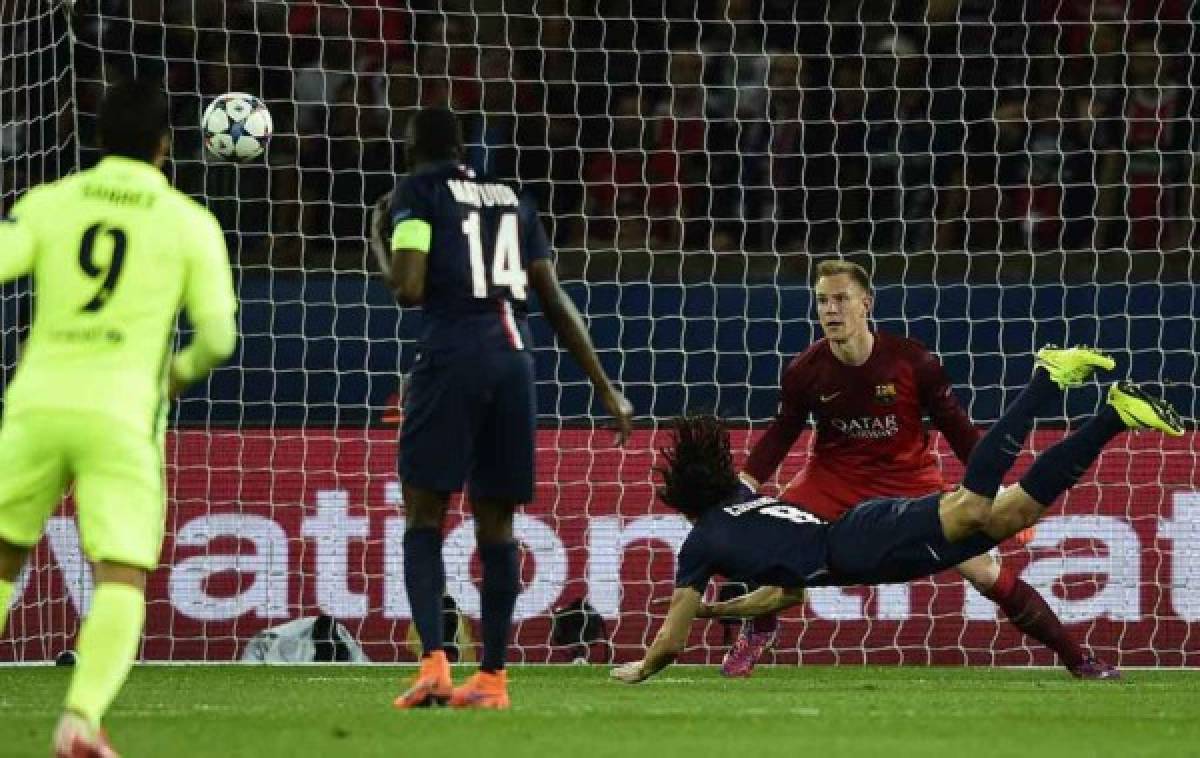 Barcelona venció 3-1 al PSG en París y tiene un pie en semifinales de la UEFA Champions League.