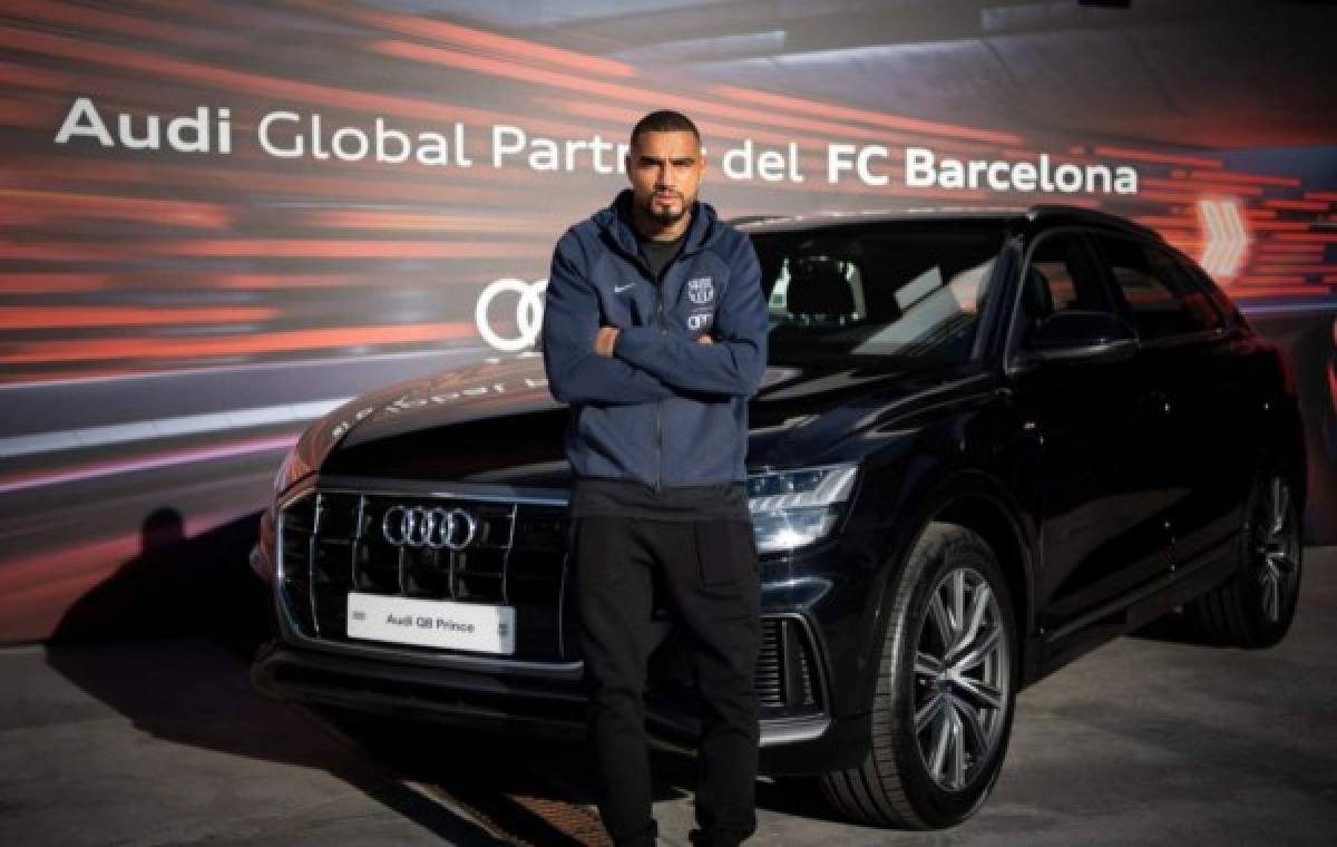 Los impresionantes autos que recibieron los futbolistas del Barcelona de parte de Audi