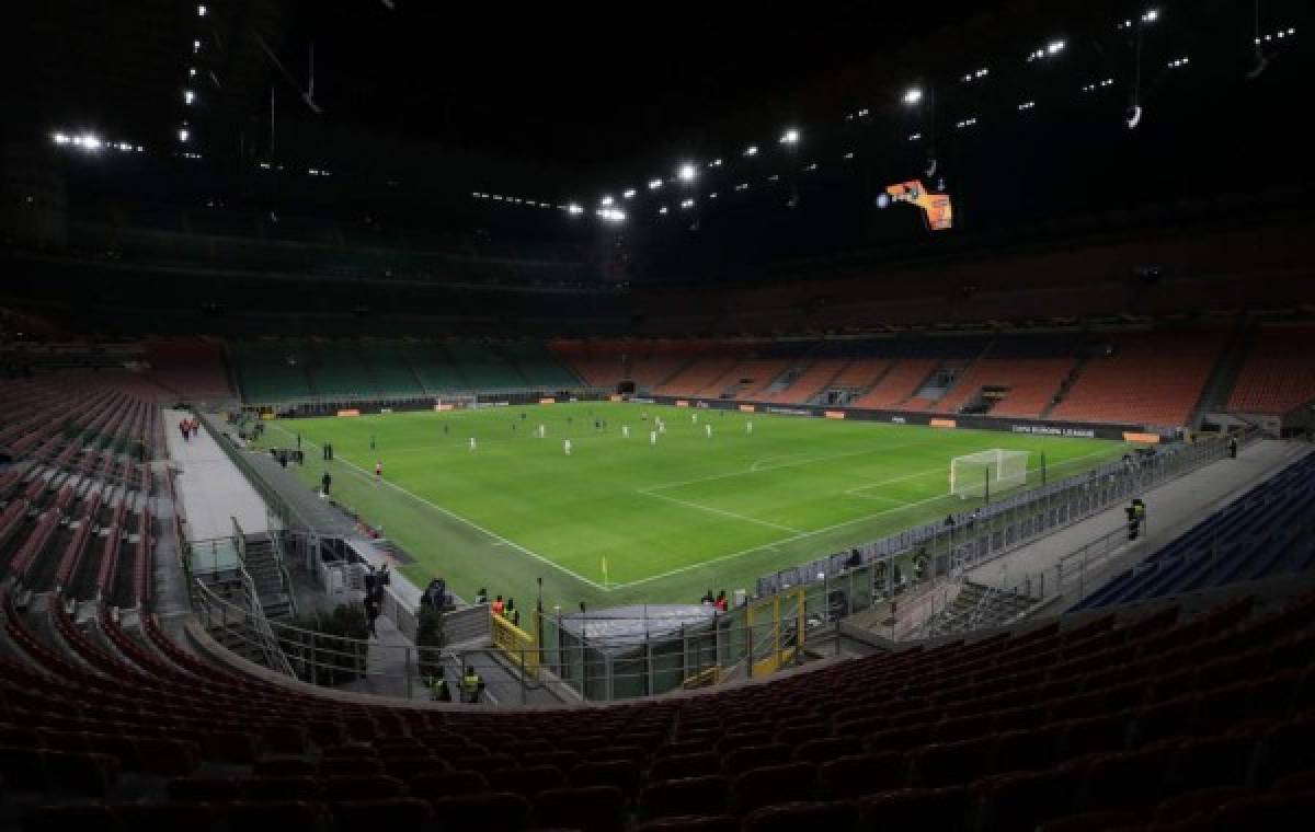Fotos: El coronavirus silenció importante partido de la Europa League en Italia