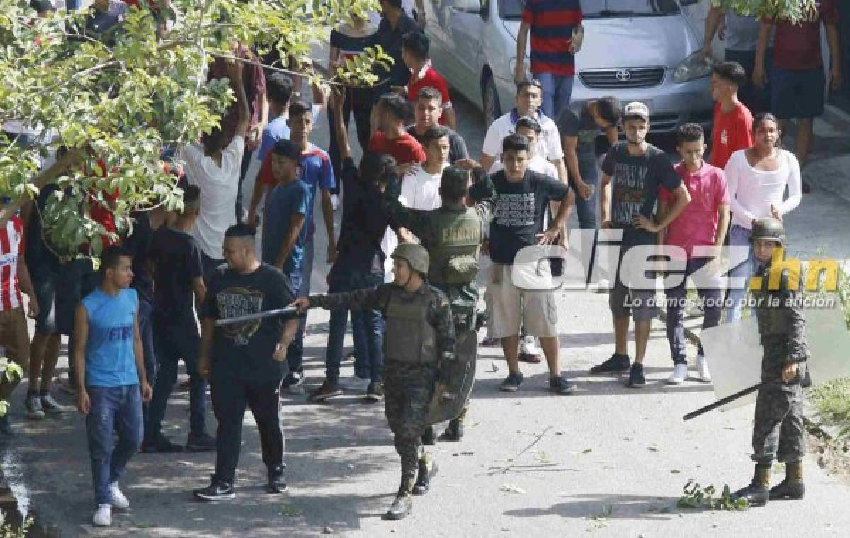 NO SE VIO EN TV: Minutos de terror en el Yankel; Vargas perdió el control al final