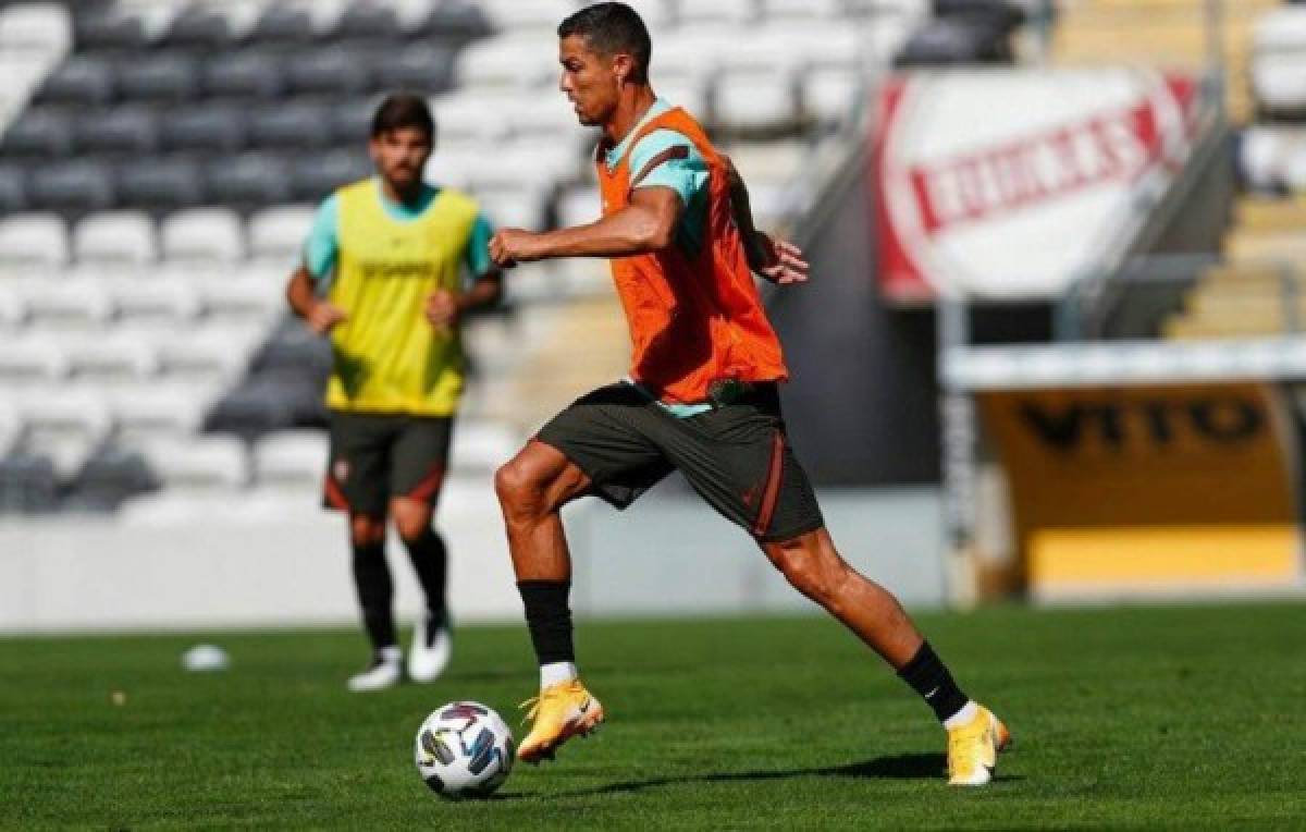 Cristiano Ronaldo humillando a crack del Barcelona: Así fue el entrenamiento de Portugal este domingo