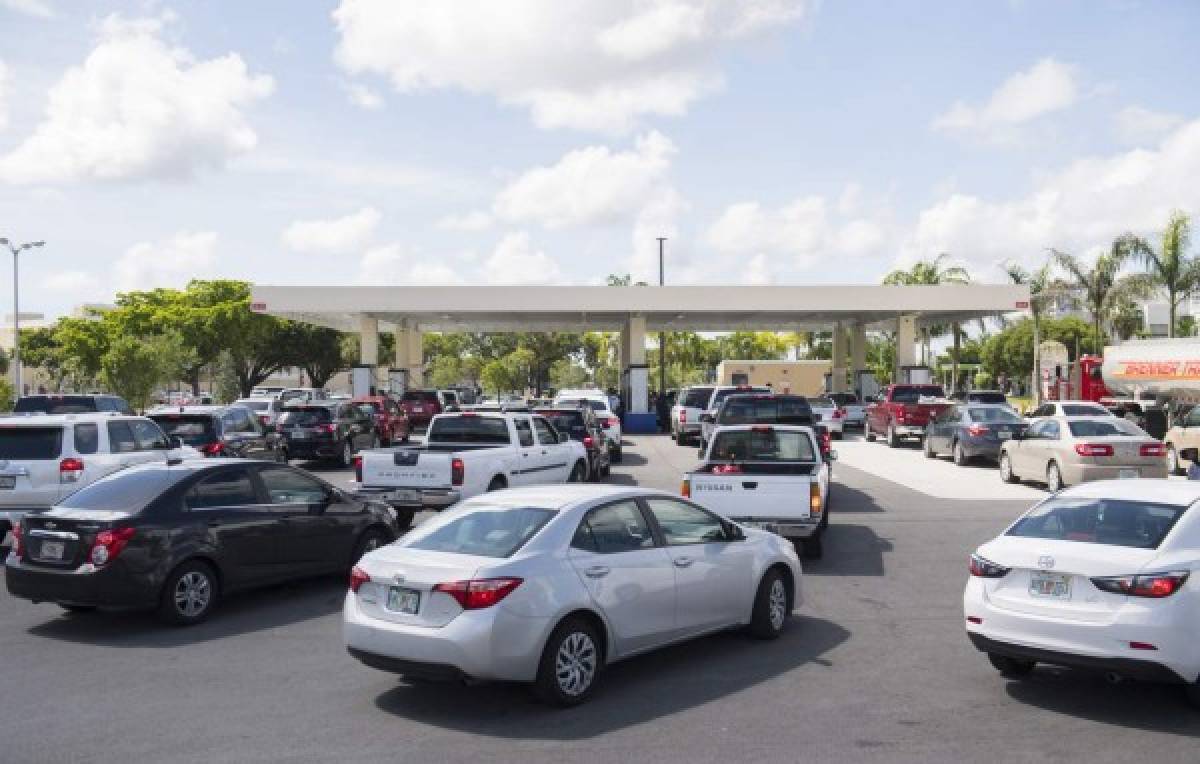 Éxodo masivo en la Florida por llegada del huracán Irma