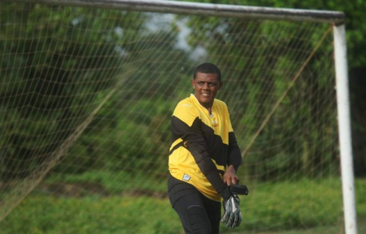 FICHAJES: Hondureño firma en Uruguay y seleccionado salvadoreño llega a Liga