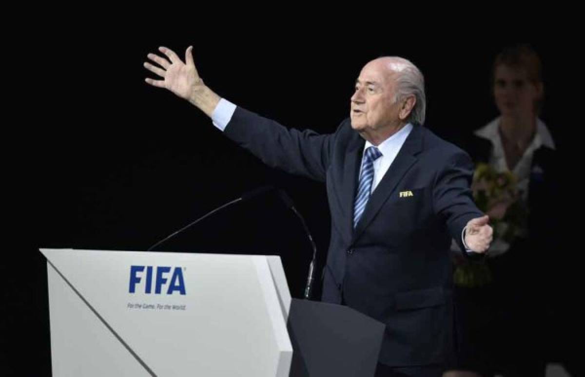 Joseph Blatter reelegido como presidente de la FIFA