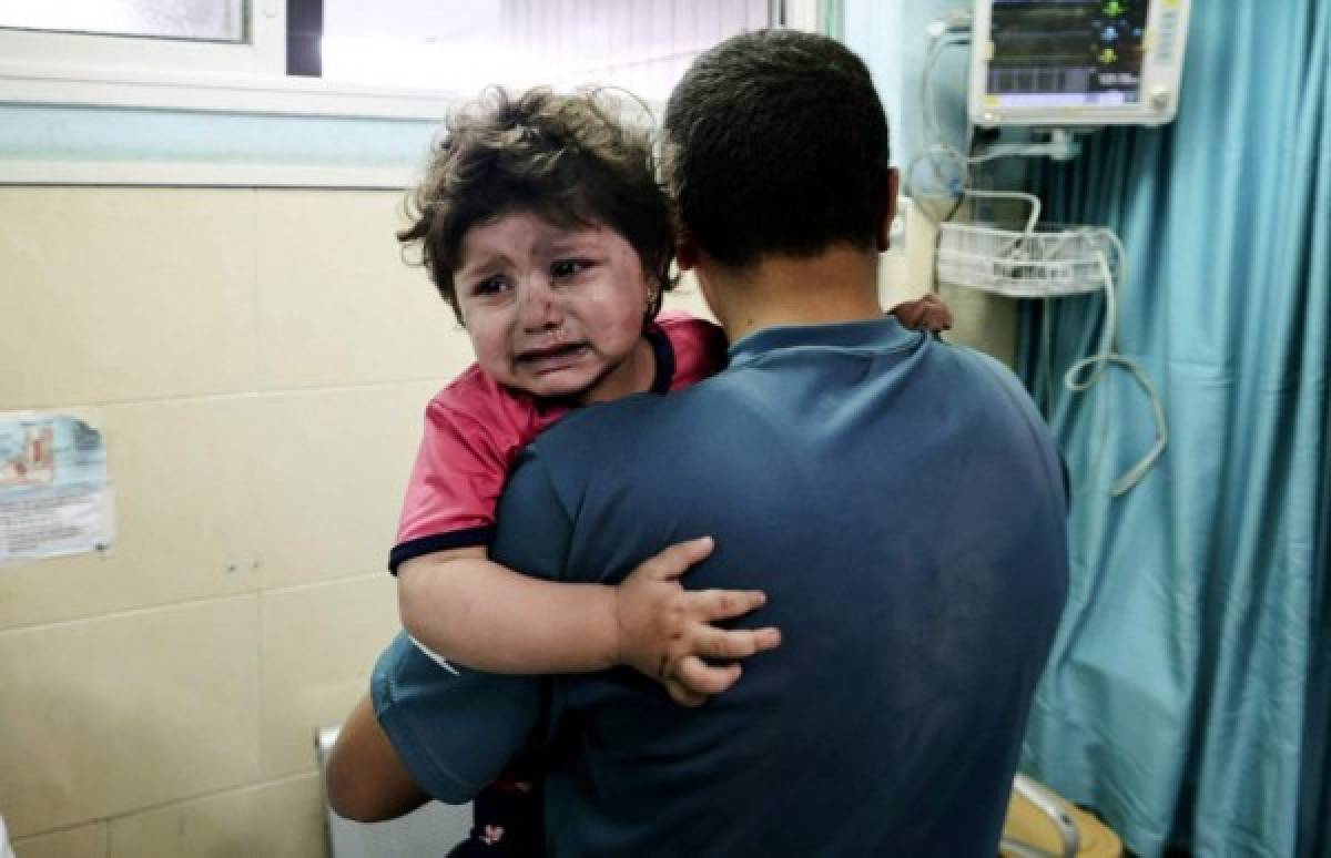 Un infierno: las dolorosas imágenes del bombardeo de Israel en Gaza tras el lanzamiento de cohetes en Jerusalén