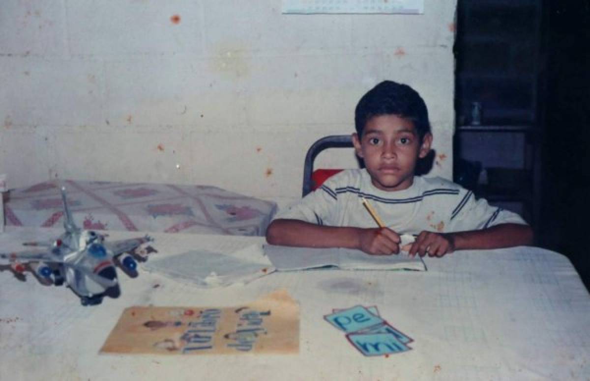 FOTOS: Así se veían los jugadores hondureños cuando eran niños