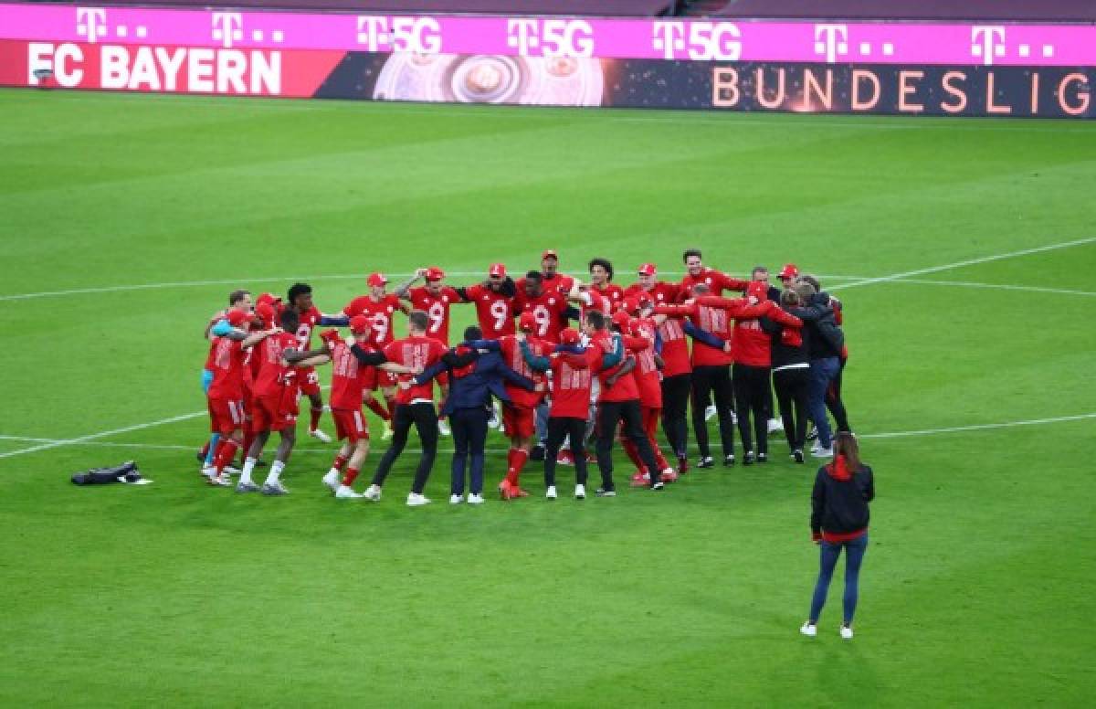 ¡Golazos, euforia y cánticos! Así festejaron los jugadores del Bayern Múnich el título de Bundesliga