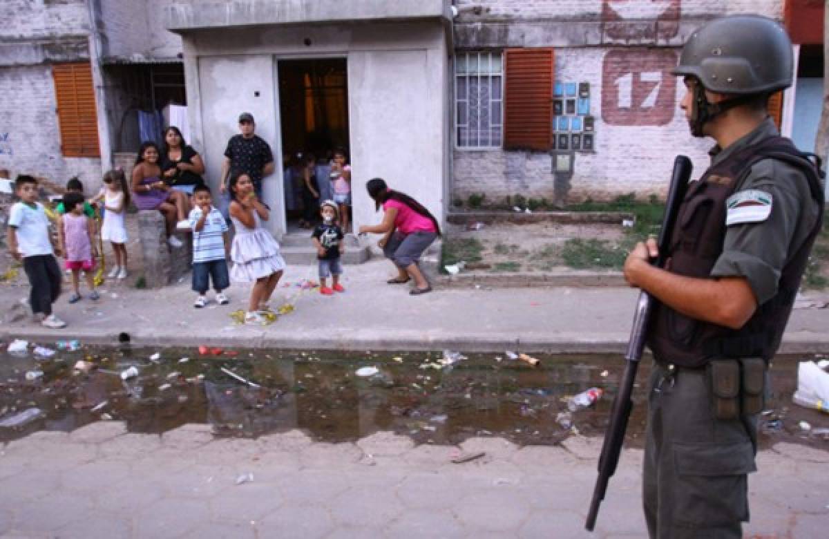 Entre balas y drogas: Así es el 'Fuerte Apache', el aterrador barrio de Carlos Tévez