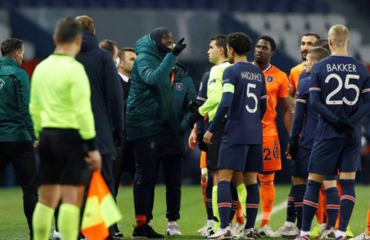 PSG-Basaksehir: Árbitros que fueron involucrados en acto de racismo serán juzgados por la UEFA