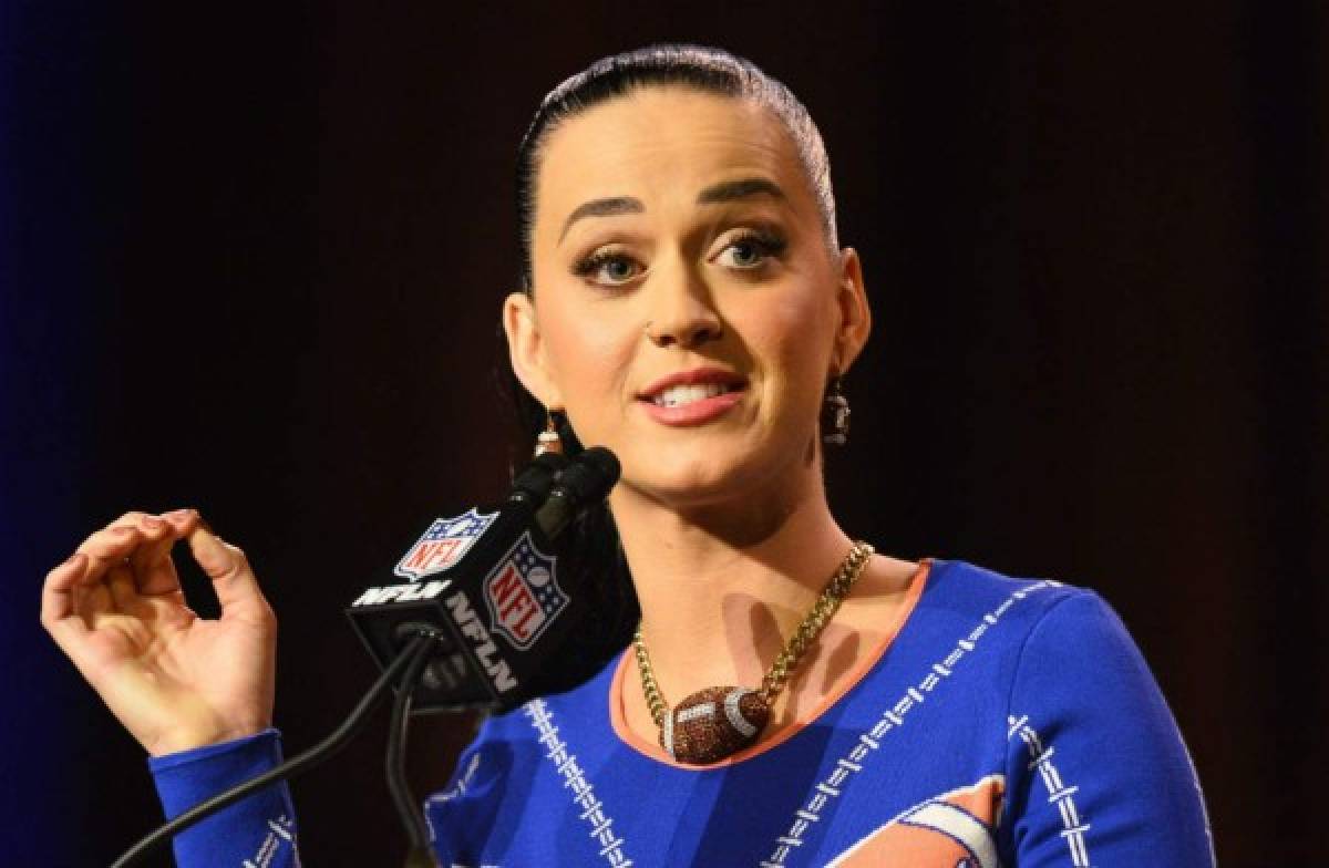 Katy Perry promente incendiar el Super Bowl