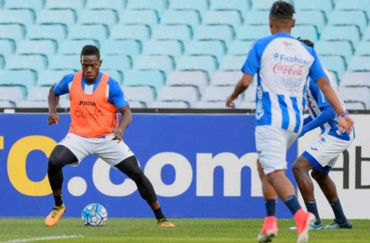 En fotos: Entre espías y la furia de Pinto, así entrenó Honduras en el ANZ Stadium