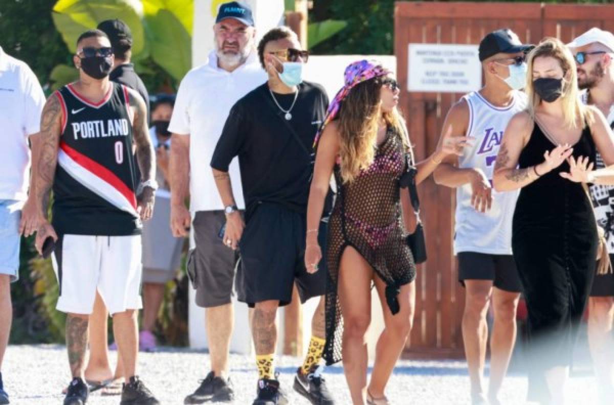 ¿Y la nueva novia? Luego de perder la Champions, Neymar llega a Ibiza para pasar sus vacaciones    