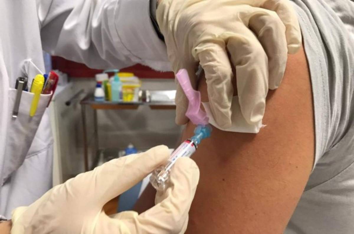 Pfizer afirma que su vacuna contra el covid-19 es 'eficaz en un 90%', según resultados de fase 3