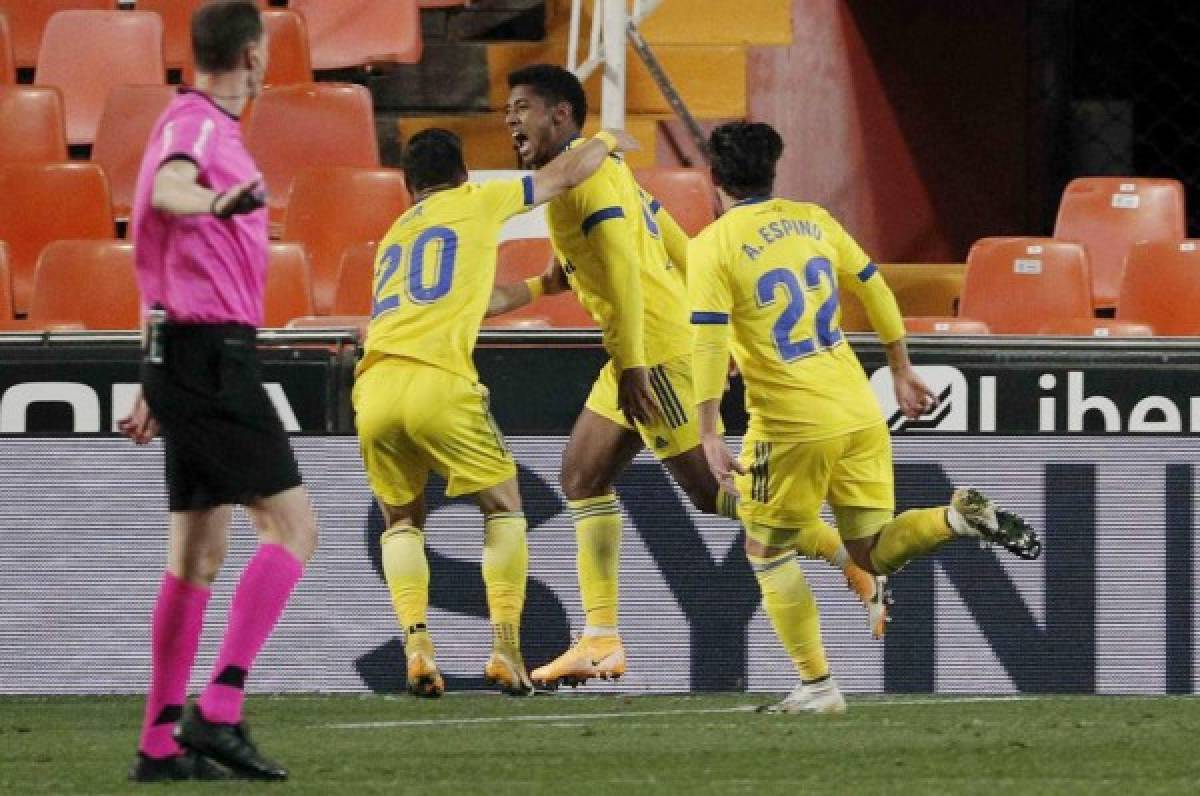La compleja racha negativa que rompió el Choco Lozano en el Cádiz con su gol ante Valencia