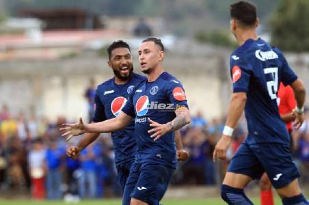 Erick Andino anotó el primero del Motagua al minuto 14 tras un brillante centro de Kevin López por derecha. Fotos Ronald Aceituno