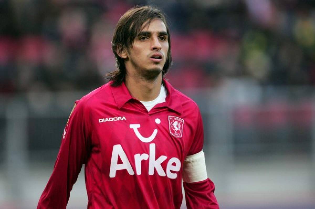 Bryan Ruiz coquetea con un posible regreso al Twente holandés