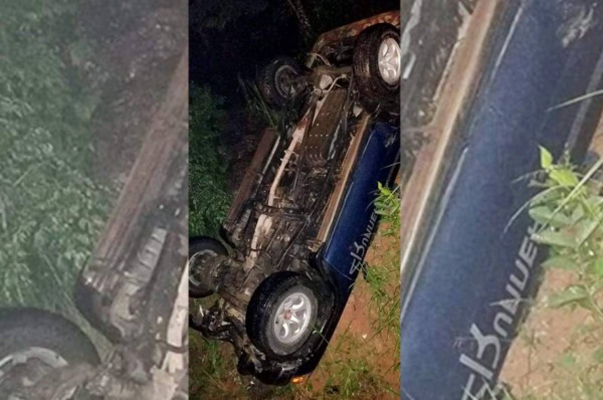 Vehículo que transportaba jugadores del Atlético Esperanzano sufre accidente