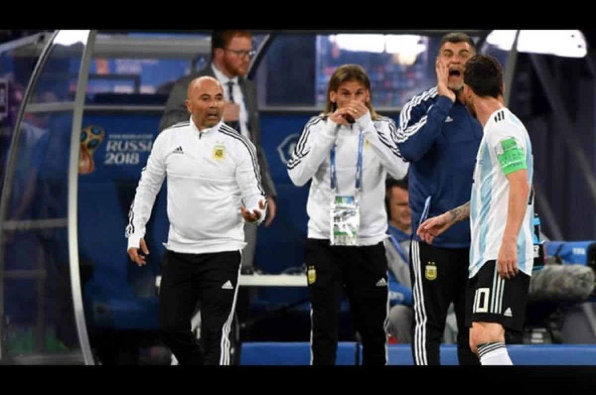Sampaoli a Messi durante el Argentina-Nigeria: '¿Pongo al Kun?'