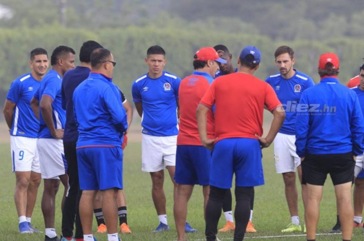 ¿Debe Olimpia reforzar su plantel o seguir con lo mismo para el torneo Clausura y Concachampions?